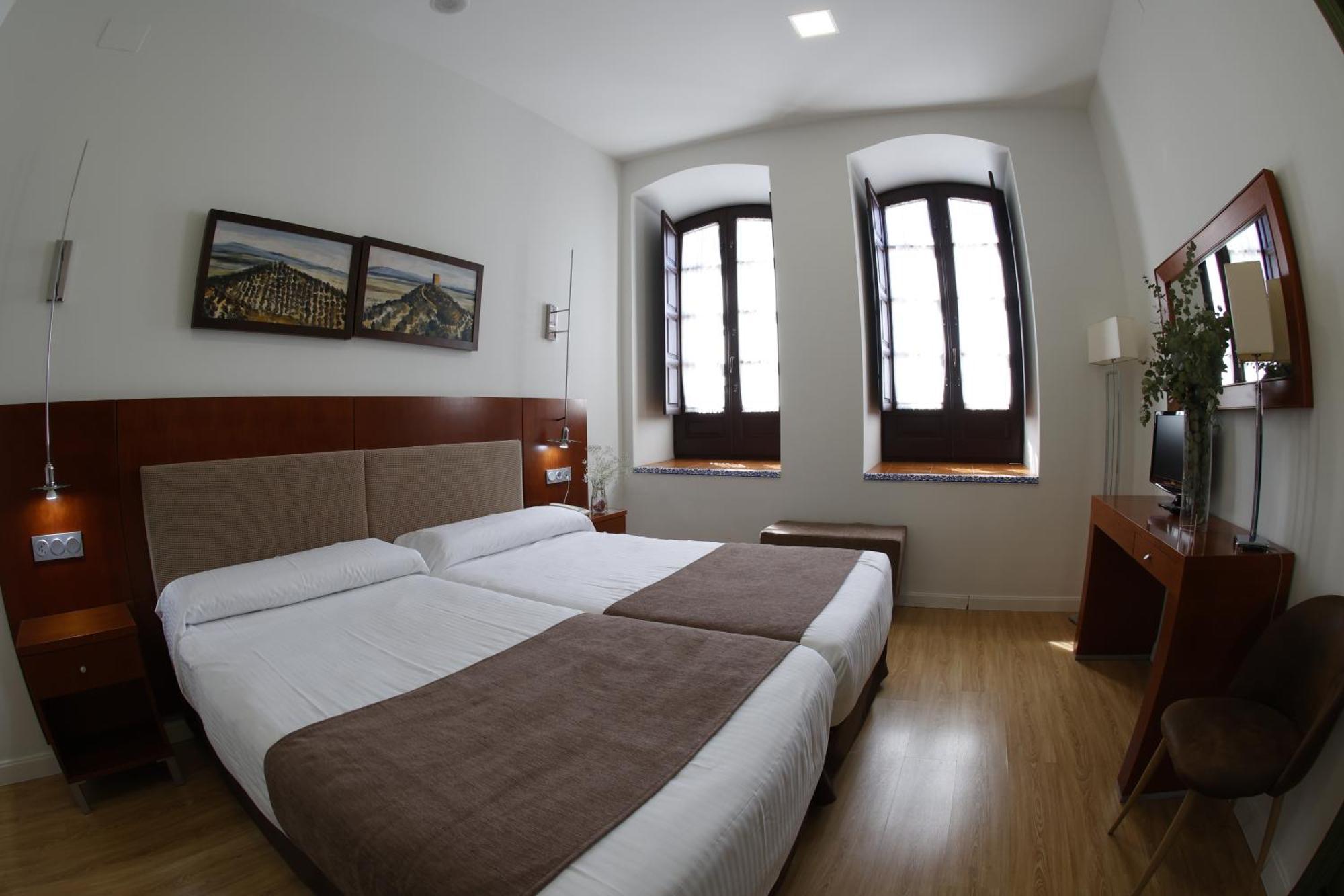 Hotel El Carmen Puente Genil Luaran gambar