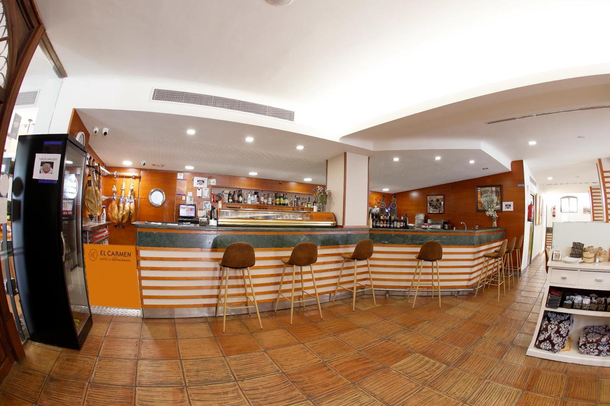 Hotel El Carmen Puente Genil Luaran gambar